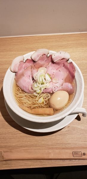 「淡竹+煮玉子+炙りレア焼豚丼」@麺屋 優光 銀座店の写真