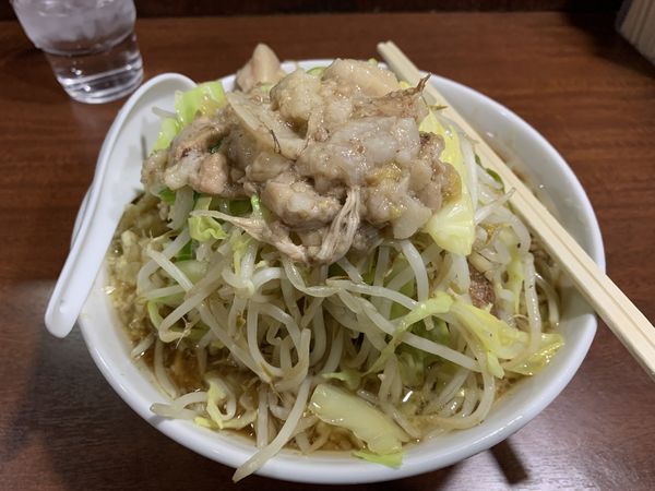 「ラーメン+ニンニク+アブラ　820円」@D麺の写真