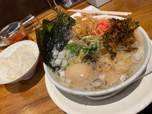 「博多豚骨ラーメン特製源流🍜🥢」@一風堂 六本木店の写真