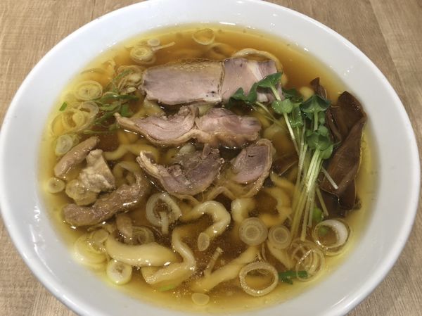 「親鶏中華そば、極太麺、大盛」@手打 親鶏中華そば 綾川の写真