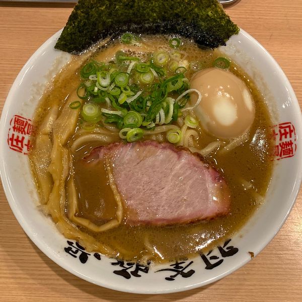 「らぁ麺（並）+煮玉子 ¥900」@麺屋 庄太 赤坂店の写真