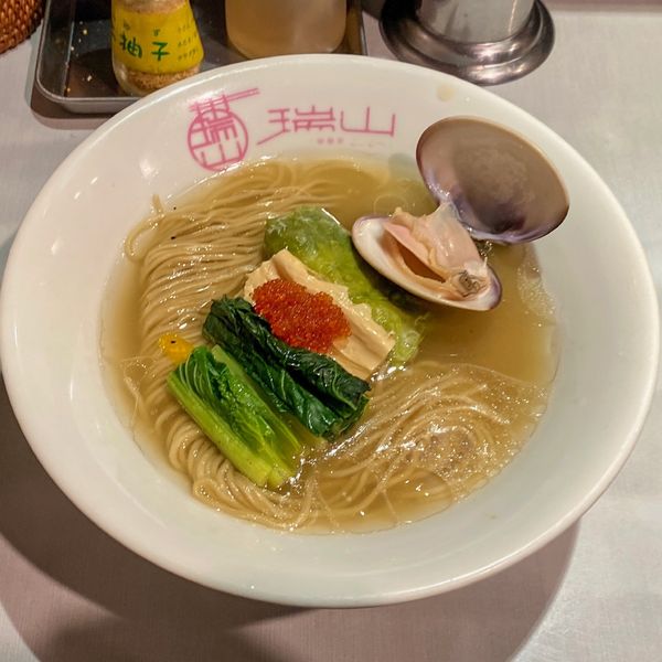 「真鯛と地ハマグリの潮蕎麦 ¥1,100」@中華蕎麦 瑞山（ZUIZAN）の写真
