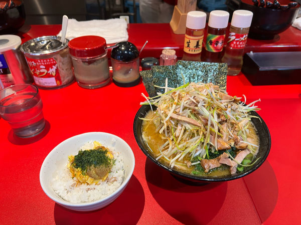 「ネギチャーシューメン、玉子まぶしご飯」@厚木家の写真