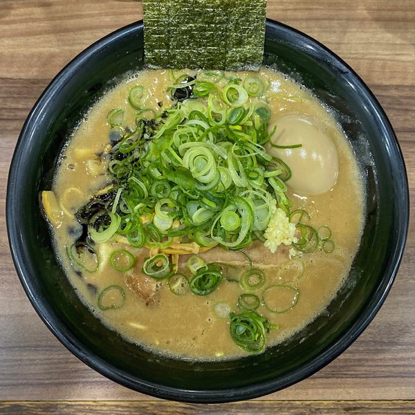 「こってり九条ねぎラーメン + 味玉 ¥1,000」@特製ラーメンはせがわの写真