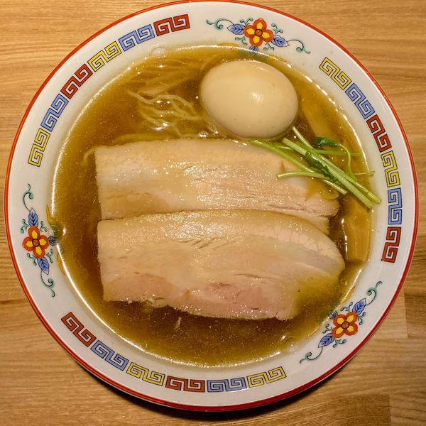 「ダシにぼしそば + 味玉 ¥900」@煮干中華 余韻の写真