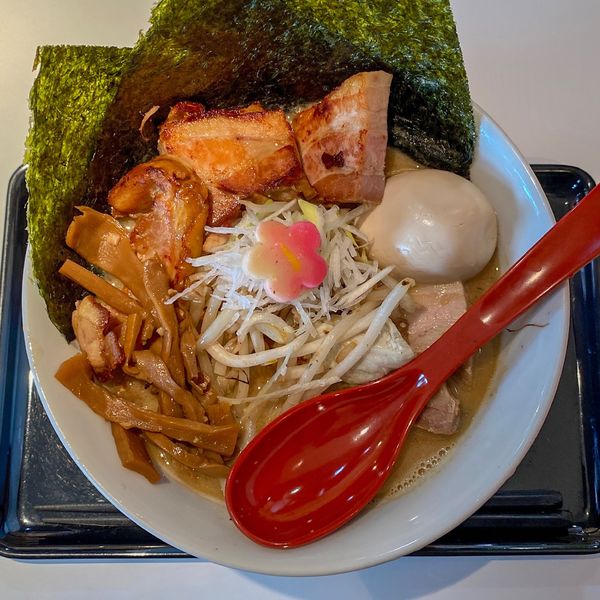 「ニボシ3SO + 全部のせ ¥1,170」@RA-MEN 3SOの写真