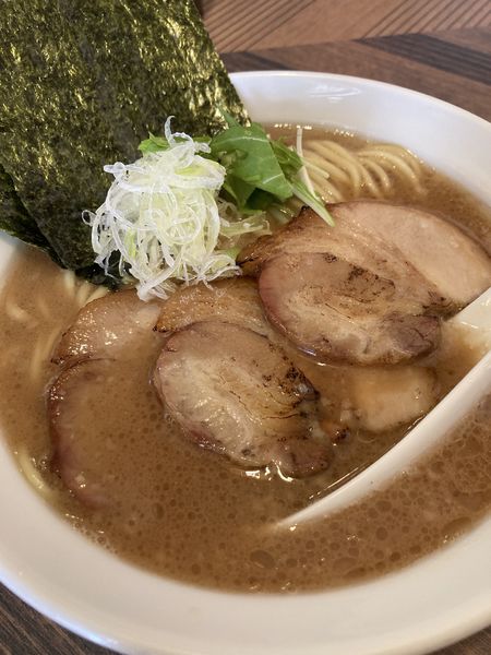 「黒丸チャーシュー麺（1000円）」@麺diningけいずの写真
