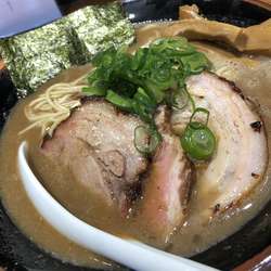 濃厚チャーシュー中華蕎麦