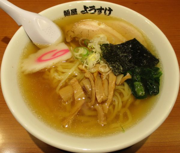 「醤油ラーメン　870円」@麺屋 ようすけ 東京ラーメンストリート店の写真