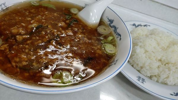 「スタミナラーメン（700円税込）+半ライス（180円税込）」@娘娘 井戸木店の写真