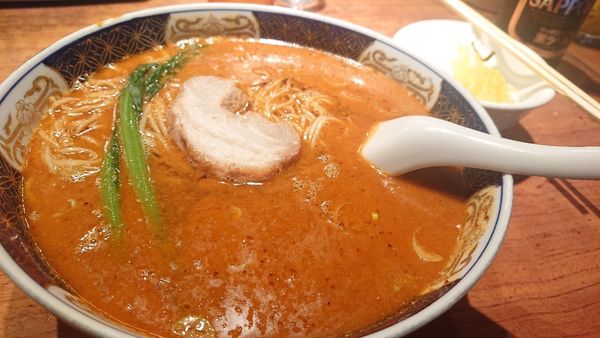 「担々麺」@支那麺 はしご 銀座本店の写真