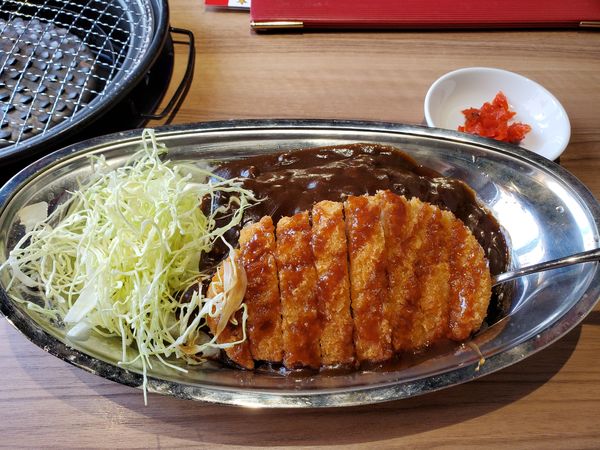 「ロースカツカレー・中」@金沢カレー研究所 横浜中華街店の写真