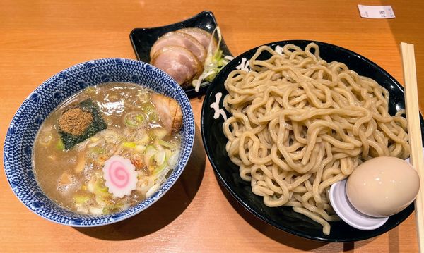 「味玉つけめん+大盛+チャーシュー」@六厘舎の写真