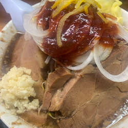 コクの塩豚骨ラーメン　小