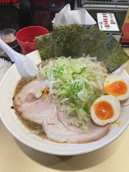 「まかないラーメン」@超ごってり麺 ごっつ 亀戸本店の写真