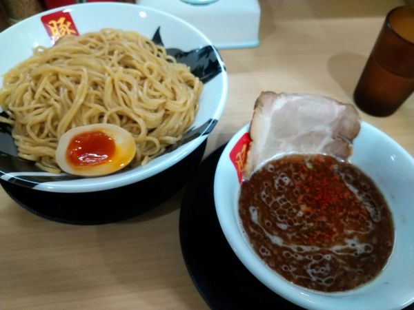 「つけ麺 750円＋麺増量100ｇ120円」@麺屋 豚神の写真