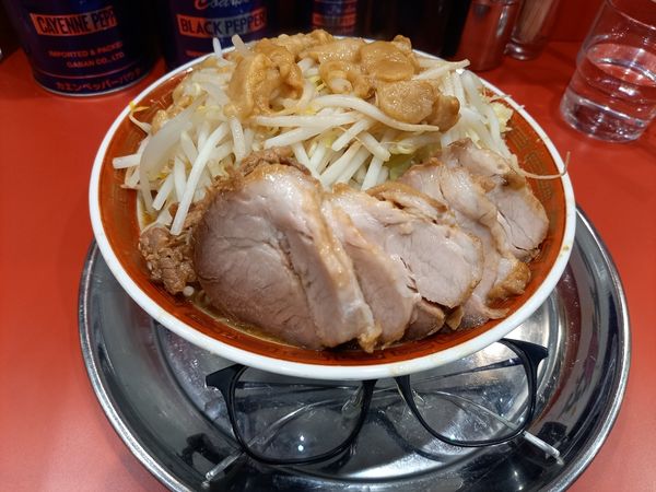 「小ラーメン豚入り」@ラーメンタロー 蒲田の陣の写真