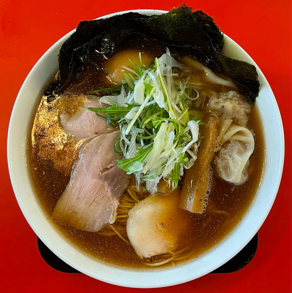 「特製中華そば(大盛り)」@麺や食堂 本店の写真