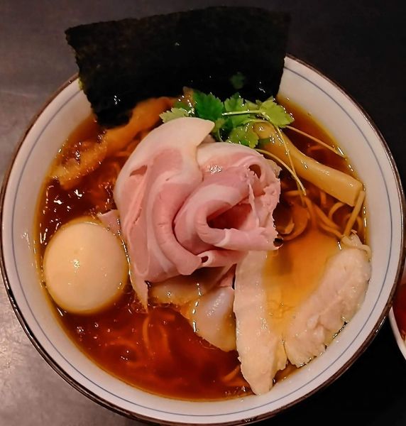 「特製四つ葉そば」@中華そば 四つ葉の写真