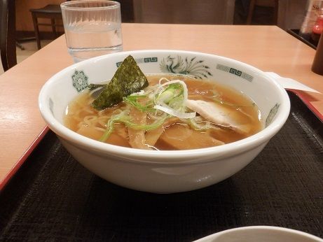 「半ラーメン」@日高屋 新宿東口店の写真