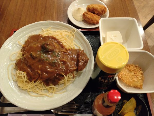 「インディアン　９００円（＋カキフライ２個：３００円）　※」@ゆにおん食堂の写真