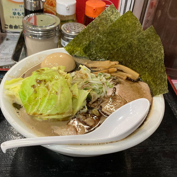 「黒こってりらーめん」@煮干しらーめん青樹 立川店の写真