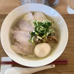 特製ご恩らぁめん(塩)1100円(税込)