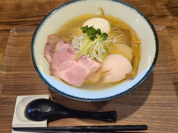 「塩と貝のラーメン」@ラーメン 健やかの写真