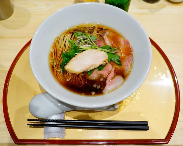 「醤油ラーメン＋ハートランド」@RAMEN百舌鳥の写真