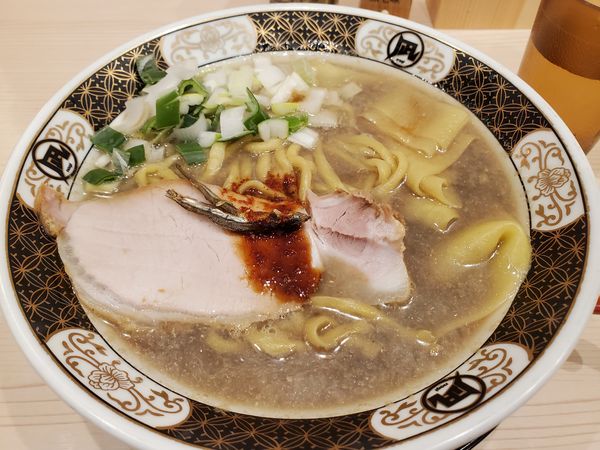 「煮干しラーメン・並・醤油」@鮨とラーメン うおがしや 鶴屋町店の写真