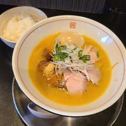 味噌ラーメン+味玉+肉増し+ごはん(小)