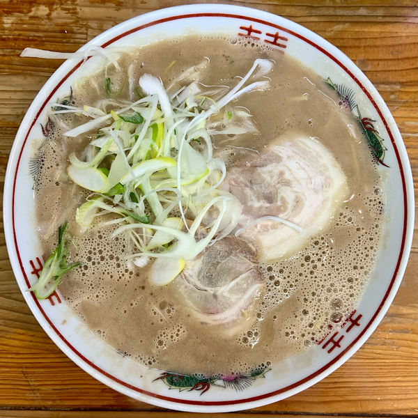 「ラーメン（700円）」@博多ラーメン 恵比須の写真