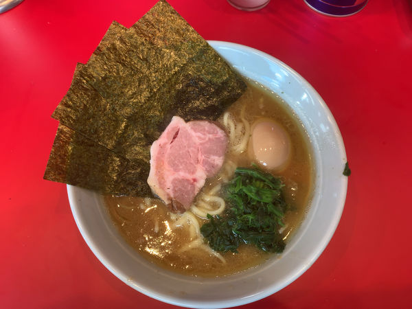 「ラーメン並リニューアルオープン価格500円」@横浜ラーメン 武蔵家 三鷹店の写真