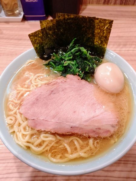 「ラーメン 中+味付たまご」@ラーメン 清水家の写真