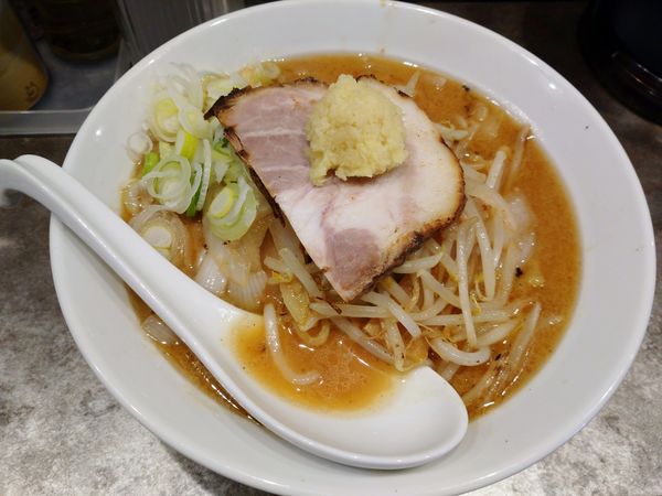 「プレミアム味噌らーめん（920円）＋大盛り（100円）」@札幌味噌ラーメン葵葉 荏原中延店の写真