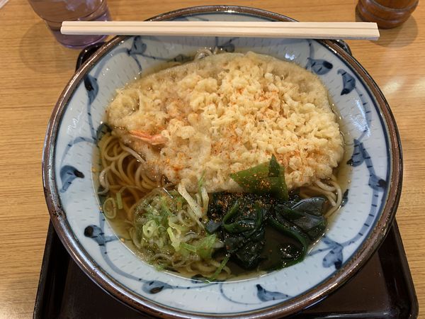 「天ぷらそば 380円」@若菜そば 阪急石橋店の写真