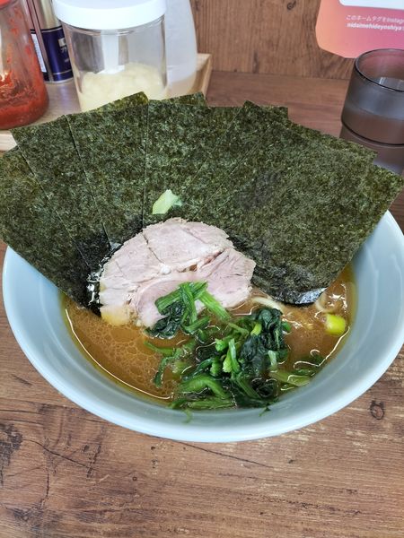「ラーメン並海苔増し」@二代目 英吉家の写真