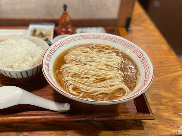 「烏賊（いかの身肉入り）定食」@炭火焼濃厚中華そば 倫道の写真