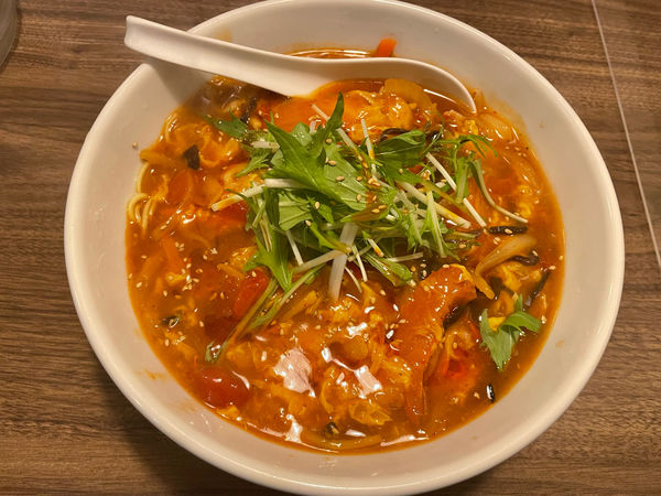 「トマト酸辣湯麺」@豆点の写真