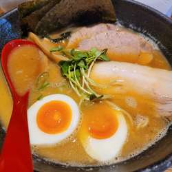 軟骨ラーメン　特盛