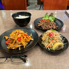 タイ料理 ジャンピーの画像