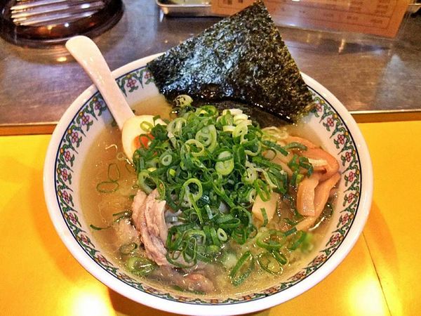 「塩らーめん」@らーめん研究所の写真