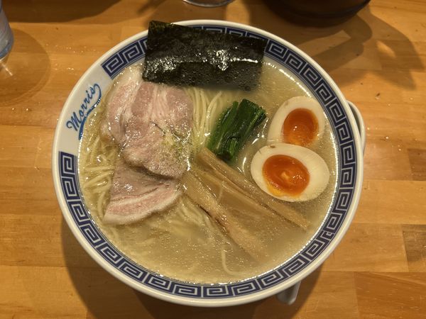 「塩中華そば味玉のせ900円」@morrisの写真