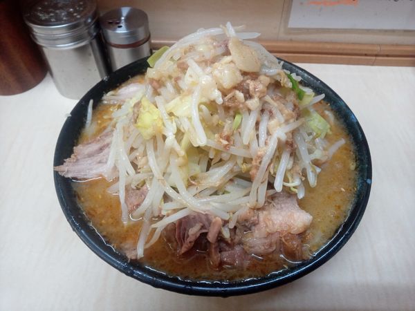「みそラーメン＋豚マシ（現金100円）」@ラーメン二郎 京成大久保店の写真