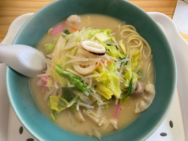 「ちゃんぽん¥800+おでん(スジ)¥150」@きたろうラーメンの写真