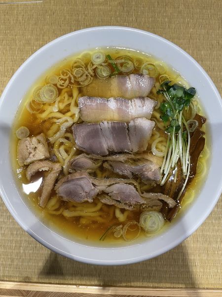 「親鶏中華そば+大盛+チャーシュー+SETかき揚げ小丼」@手打 親鶏中華そば 綾川の写真