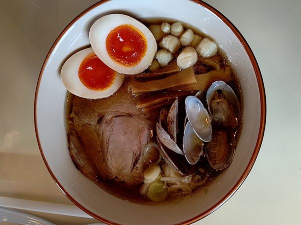 「貝と昆布の中華そば　900円」@中華そば GO.TO.KU ～仁～の写真