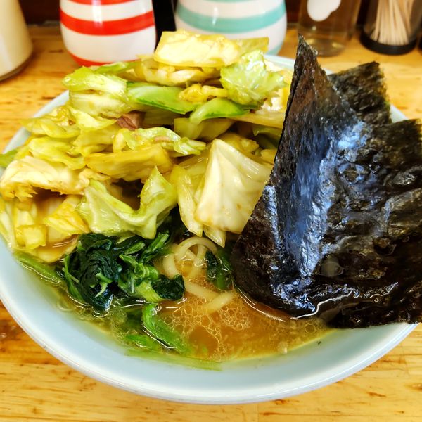 「キャベチャー（￥150）on ラーメン（￥750）」@近藤家 川崎店の写真