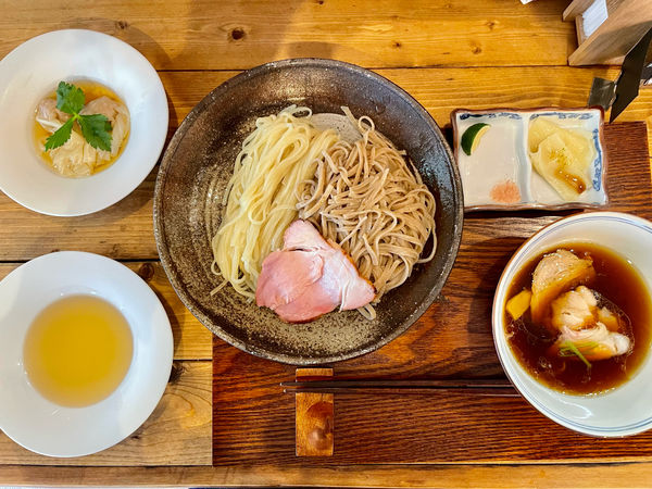 「Feelつけ麺（醤油）＋肉ワンタン」@Ramen FeeLの写真