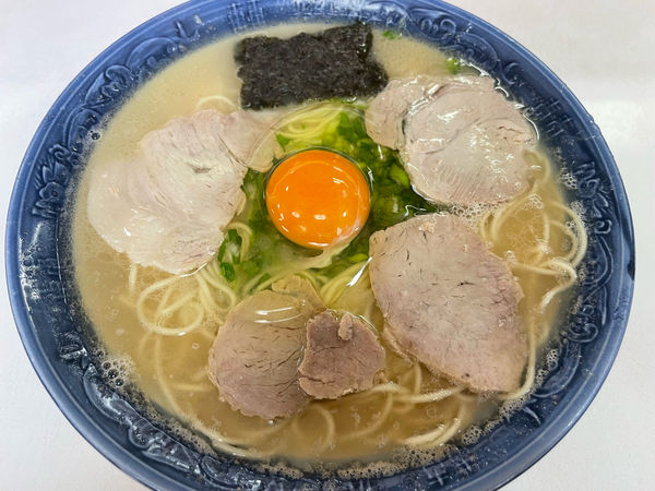 「大盛(690円)生たまご(50円)」@駅前ラーメン ビッグワンの写真